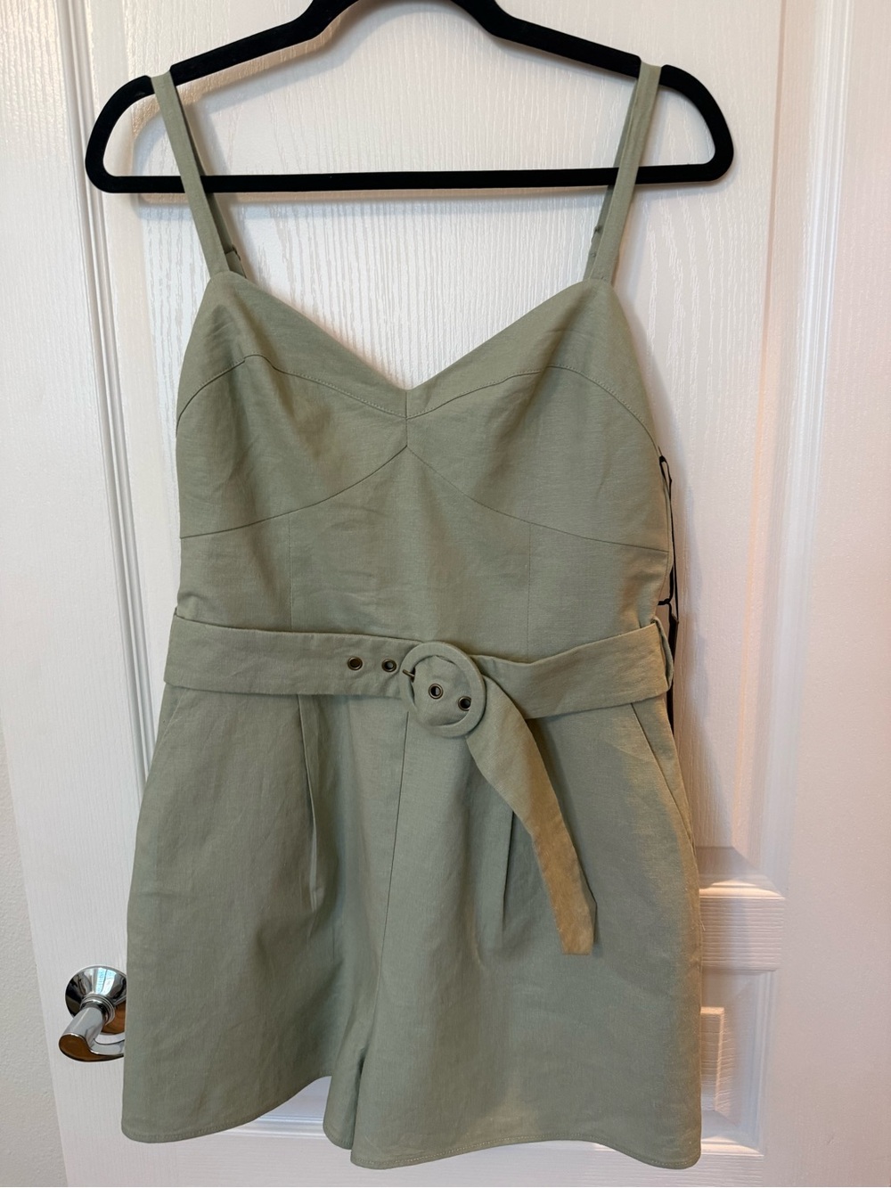HOUSE OF HARLOW 1960 x REVOLVE Nicola Romper in Sage Green Medium NWT - Picture 4 of 11